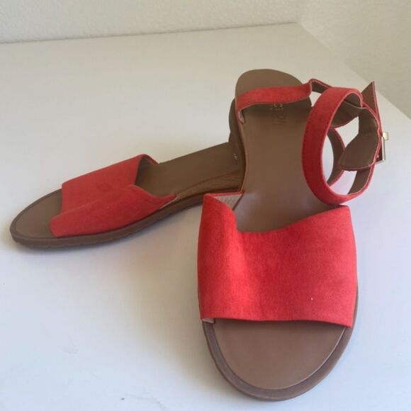 Kenneth Cole Reaction Jayme Coral
&Tan Sandals size 7 - Picture 7 of 11